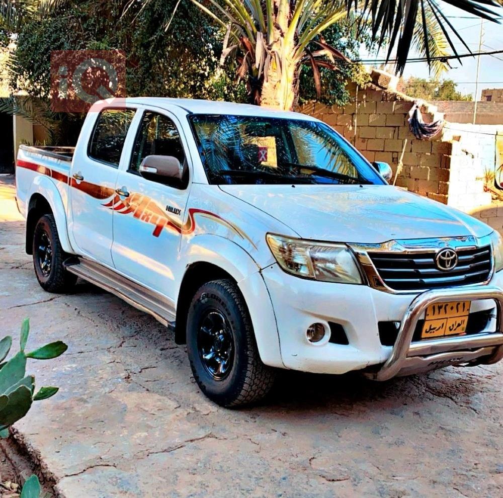 تۆیۆتا هایلۆکس